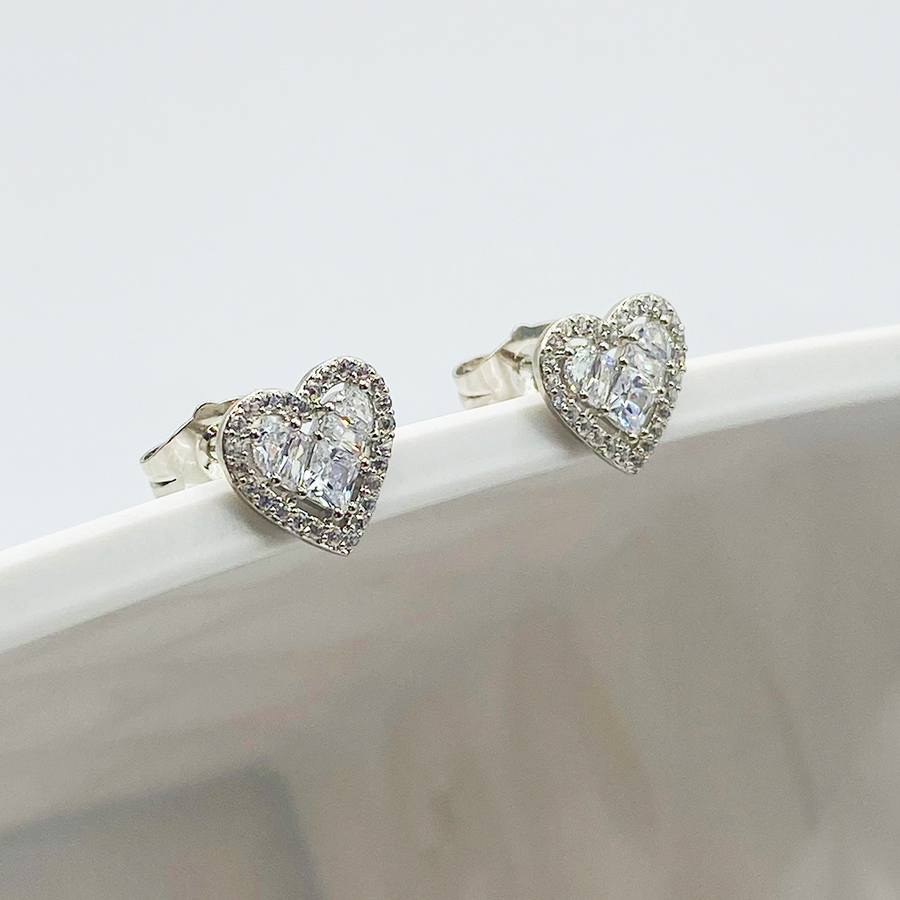 Broquel Corazones Brillantes