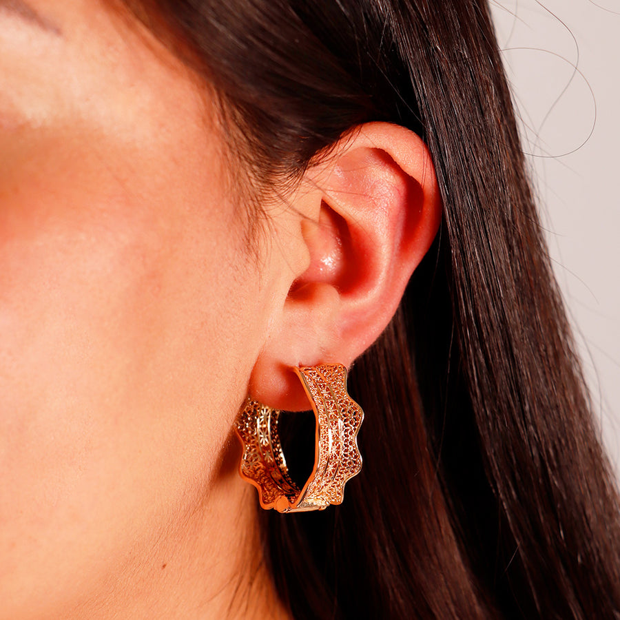 Arracada Ondulada Filigrana