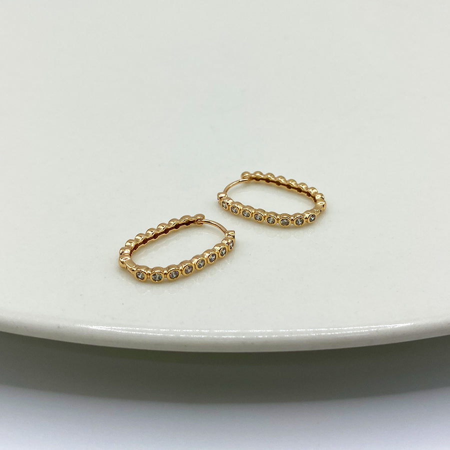 Huggie Alargado Strass