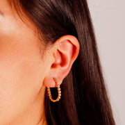 Huggie Alargado Strass