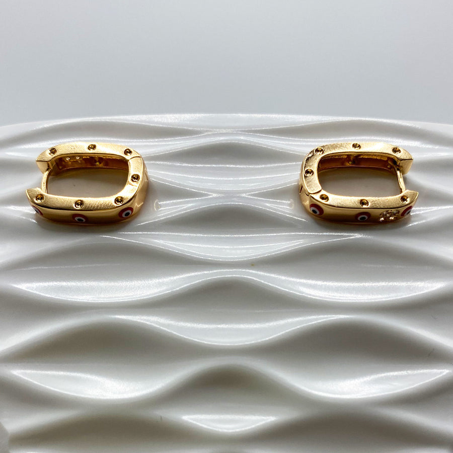 Huggie Alargado Red Evil Eye