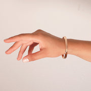 Brazalete Ovalado con Textura