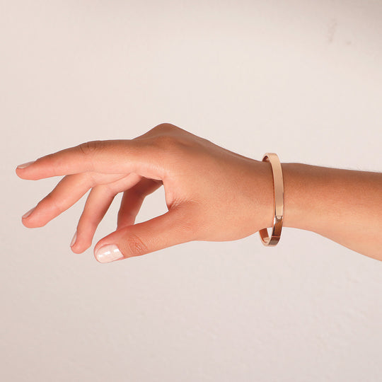 Brazalete Ovalado con Textura