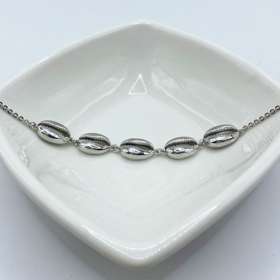 Pulsera Conchitas Plateada