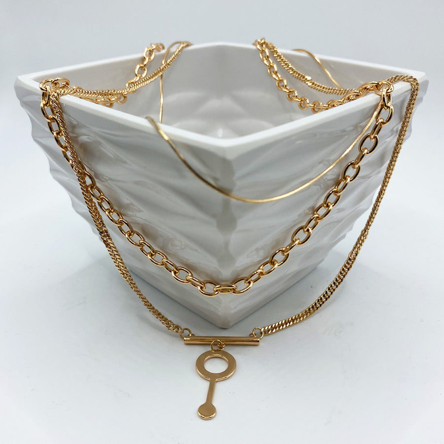 Gargantilla Triple con Llave