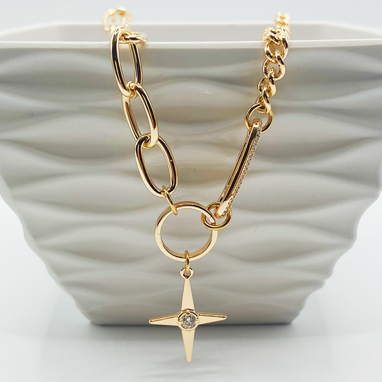 Gargantilla Charmed Golden Star