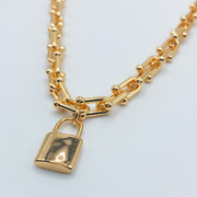 Gargantilla Candado Dorado