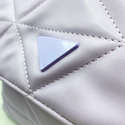 Chain quilted bag - Bolso acolchado con cadena