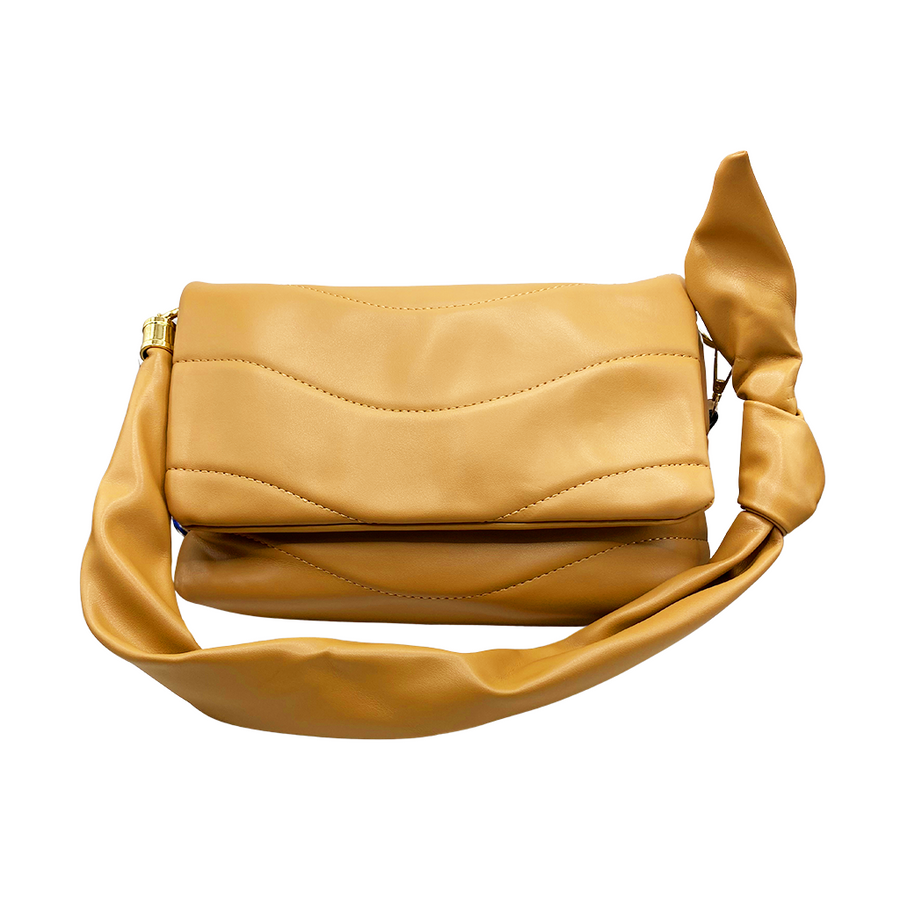 Quilted bag - Bolso acolchado con correa animal print