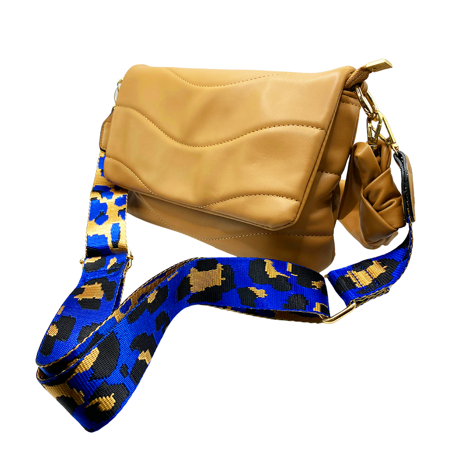 Quilted bag - Bolso acolchado con correa animal print