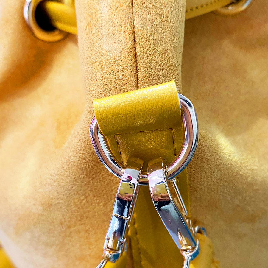 Bucket bag - Bolso de cuero y piel sintética