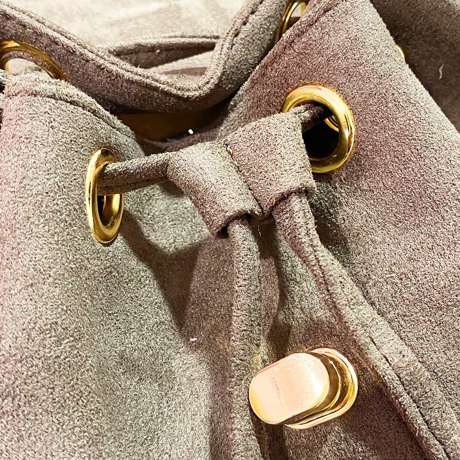 Backpack con cadena - Mochila de gamuza